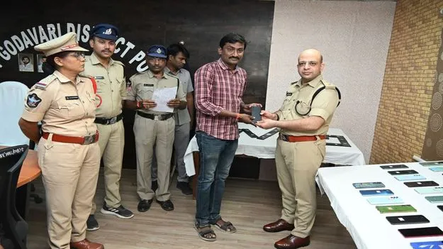 సెకండ్‌.. చిక్కులు