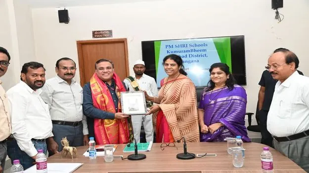 kumaram bheem asifabad- పీఎంశ్రీ పాఠశాలలను ఆదర్శంగా తీర్చిదిద్దాలి