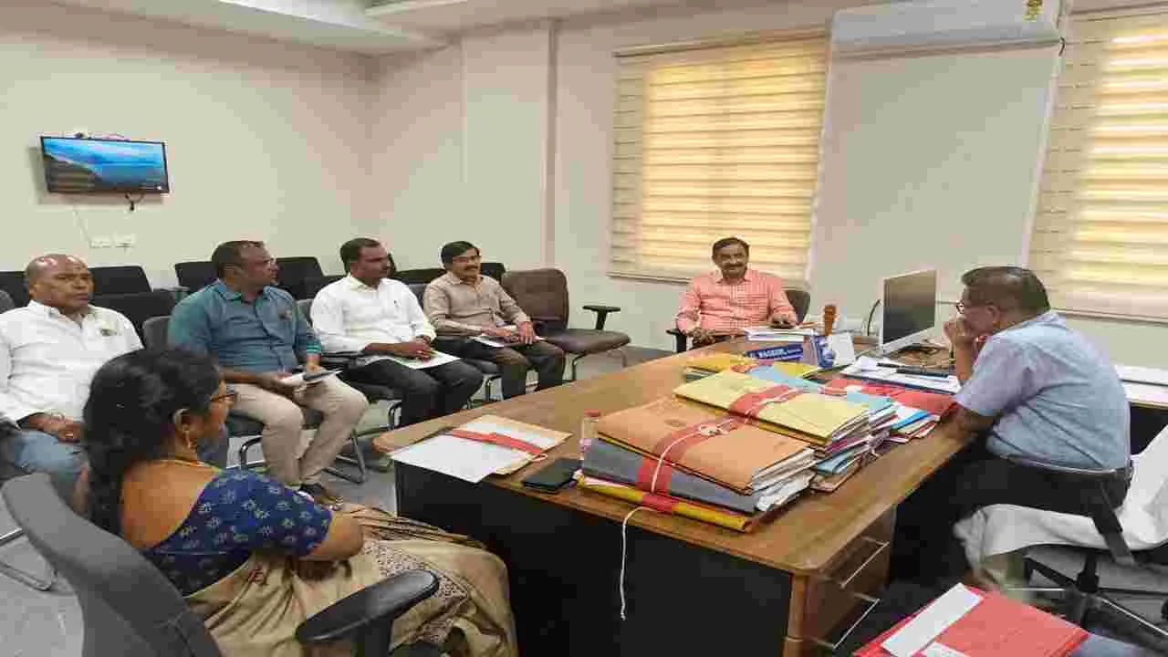 ధాన్యం కొనుగోళ్లలో అవకతవకలు జరిగితే చర్యలు