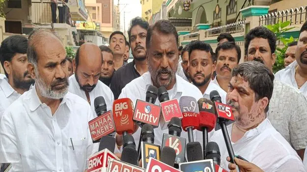 ధాన్యం కొనుగోళ్లలో కేంద్ర ప్రభుత్వం నిర్లక్ష్యం