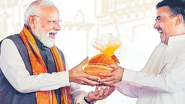 దేశ విభజన వేళ బెంగాల్‌ను పాక్‌లో కలిపేందుకు కాంగ్రెస్‌ యత్నం: మోదీ  