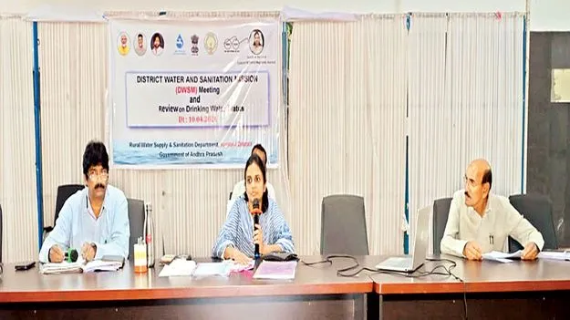 నిర్లక్ష్యం వహిస్తే కఠిన చర్యలు 