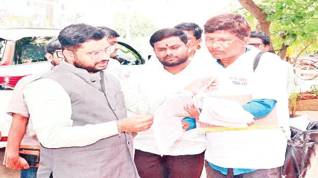 పకడ్బందీగా ఇంటింటి సర్వే