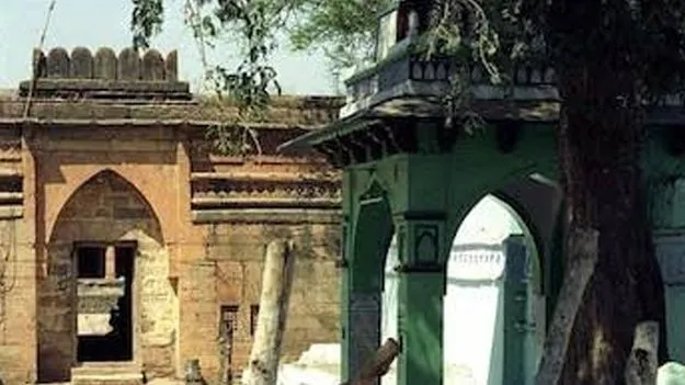భోజశాల సమీపంలో నమాజ్‌లకు సుప్రీం ఓకే