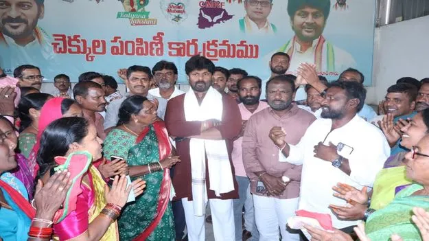 వీర్లపల్లి ప్రజలకు త్వరలో నివేశన స్థలాలు