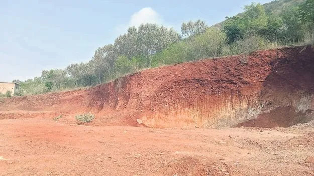 మట్టి, గ్రావెల్‌ దోపిడీ