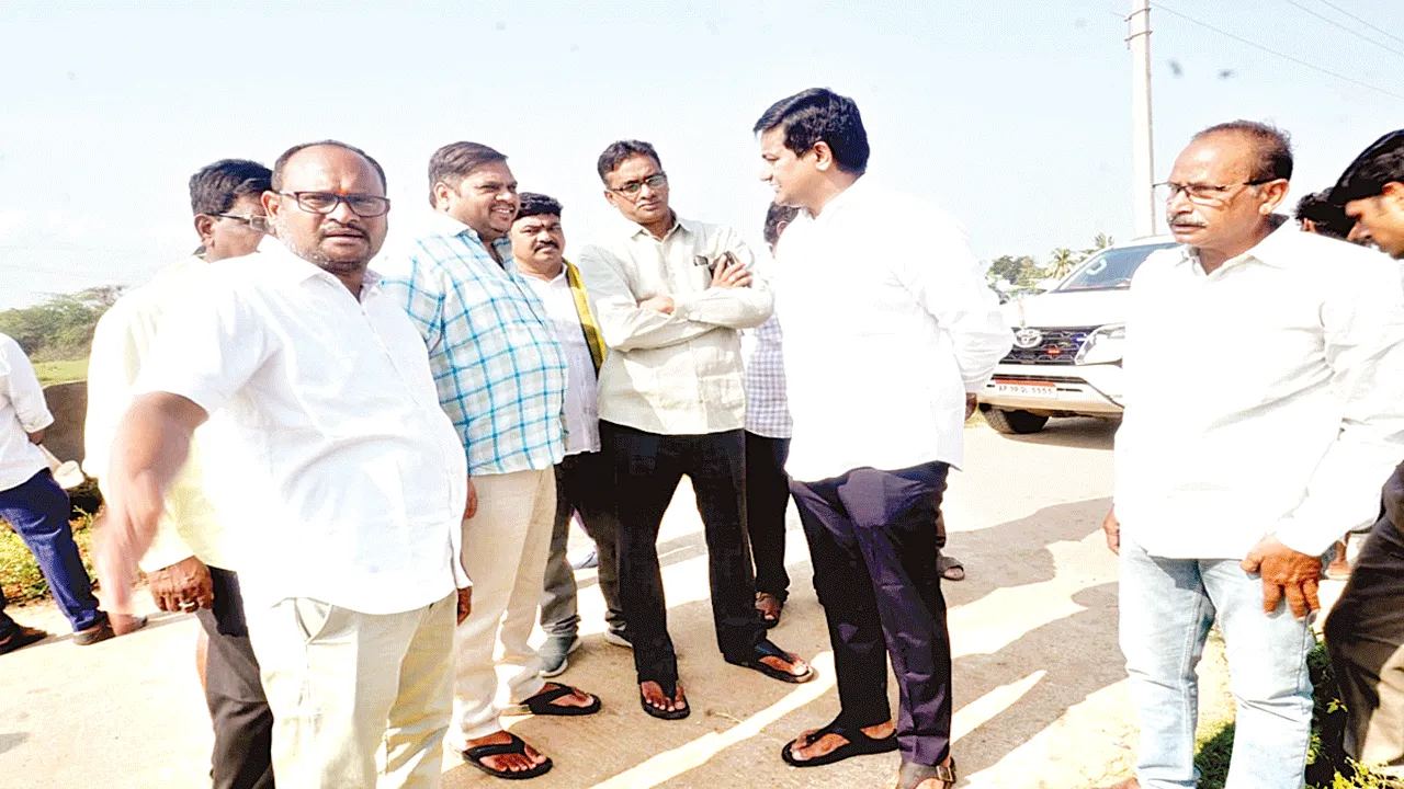 నేడు టీడీపీ జిల్లా కార్యాలయానికి శంకుస్థాపన