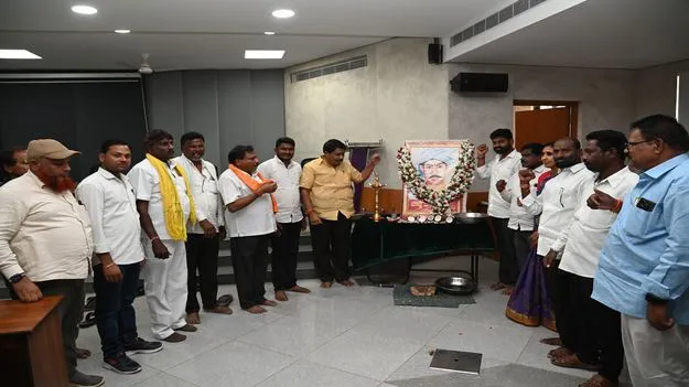 kumaram bheem asifabad- దొడ్డి కొమురయ్య చరిత్రను భావితరాలకు అందించాలి