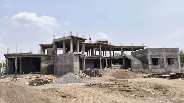 kumaram bheem asifabad- ఇందిరా మహిళా శక్తి భవనం.. చకచకా నిర్మాణం