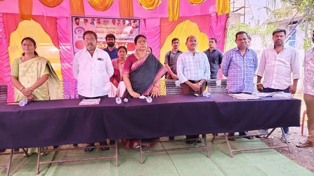 kumaram bheem asifabad- మౌలిక వసతులపై దృష్టి సారించాలి