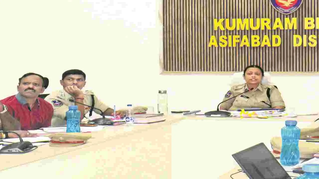 kumaram bheem asifabad-పెండింగ్‌ కేసులపై దృష్టి సారించాలి