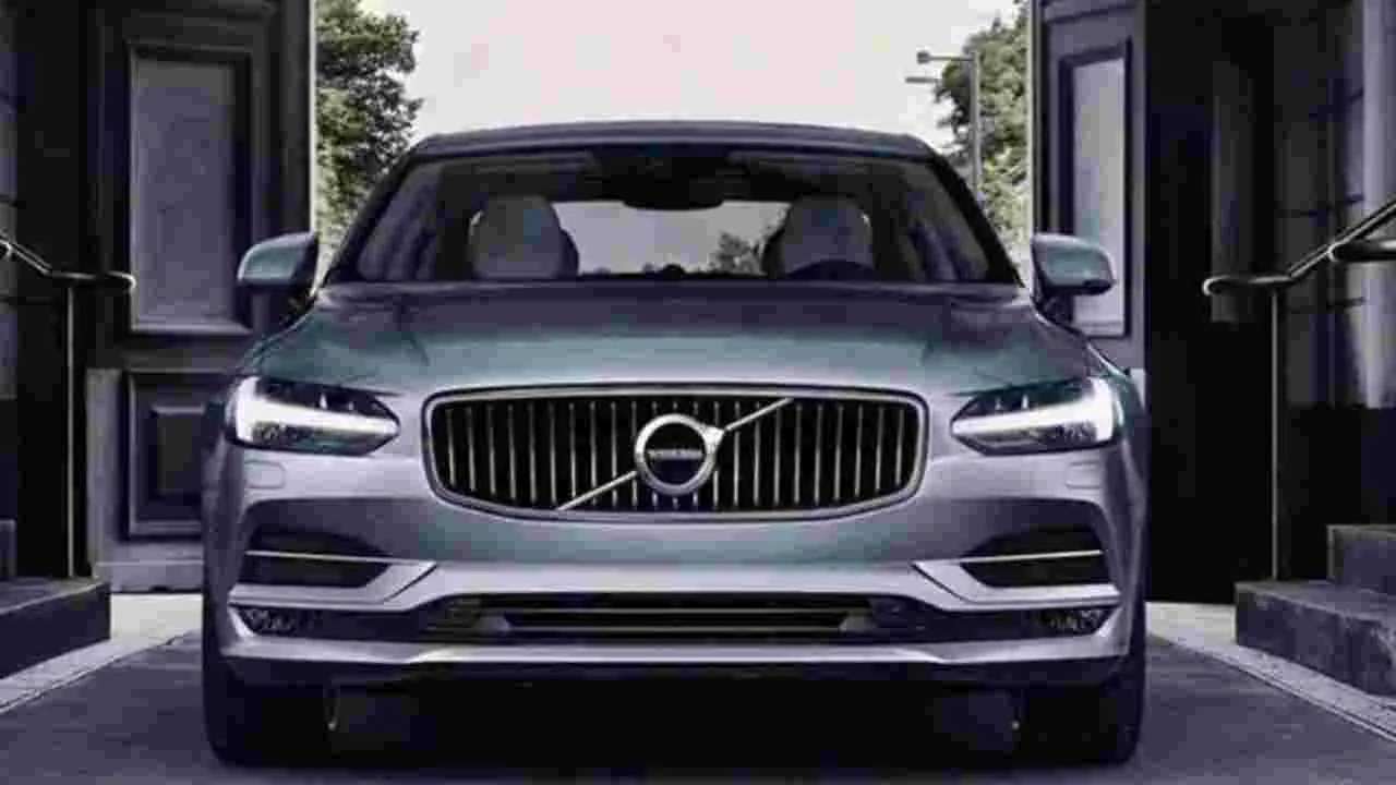 వోల్వో కార్ల ధరలు పెంపు