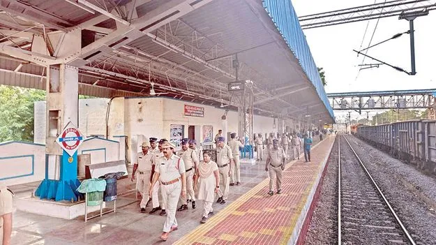 జిల్లావ్యాప్తంగా ‘ఆపరేషన్‌ వజ్ర ప్రహార్‌’