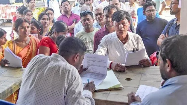 ఓటర్ల జాబితా స్తంభనపై 13న సుప్రీం విచారణ