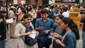 నీట్‌ ‘రీ-టెస్ట్‌’పై పీఎంవో నజర్‌