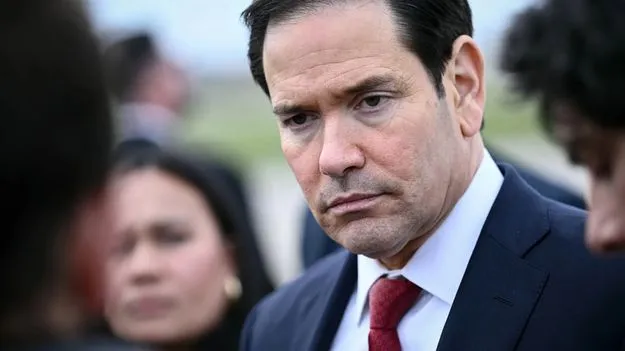 అమెరికాలో ఇరాన్‌ నేతల బంధువుల అరెస్టు