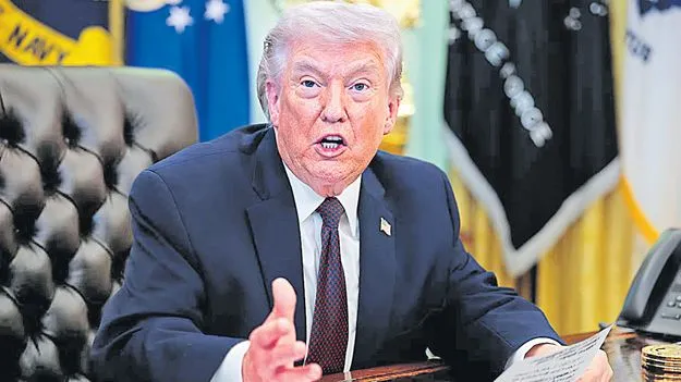 యుద్ధంపై ట్రంప్‌ కుప్పిగంతులు!