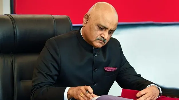 సీబీఐ డైరెక్టర్‌ ప్రవీణ్‌ పదవీ కాలం మరో ఏడాది పాటు పొడిగింపు