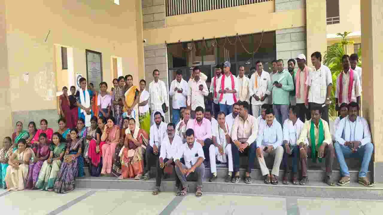 kumaram bheem asifabad- జిల్లా స్థాయి సమావేశంలో గందరగోళం