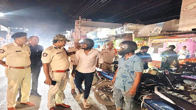 బొబ్బిలిలో ఆకస్మిక తనిఖీలు