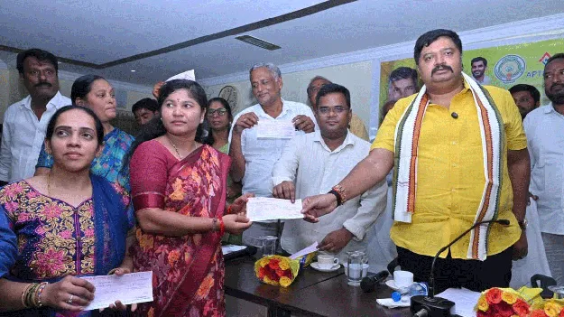 8 ఏళ్ల తర్వాత డిపాజిట్లు వెనక్కి..