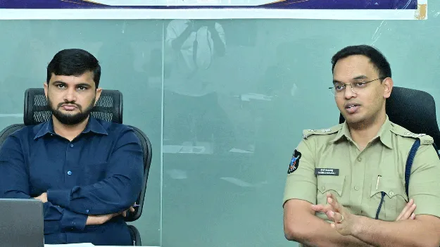 ఉక్కుపాదం మోపాలి: ఇన్‌చార్జి కలెక్టర్‌,ఎస్పీ