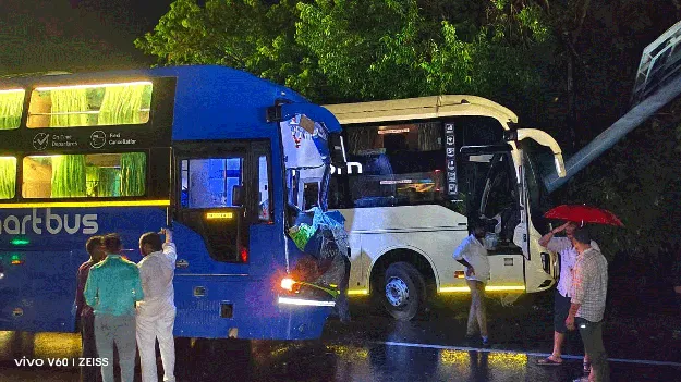  ట్రావెల్స్‌ బస్సుల దూకుడు 
