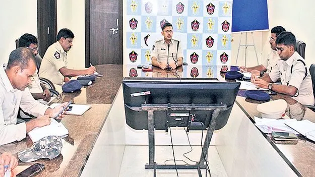 మత్తు, నేర రహిత జిల్లాగా తీరిదిద్దుదాం