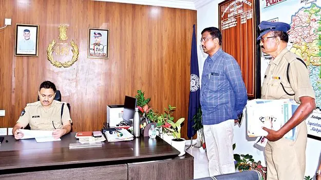 సిబ్బంది సంక్షేమానికి ప్రాధాన్యం 