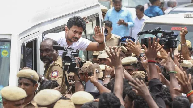 ఉదయనిధి అరెస్ట్‌.. విడుదల