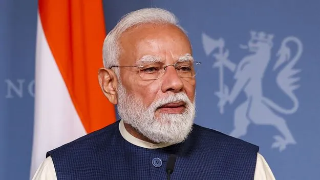 ఢిల్లీ డేంజర్‌.. కుట్రల్లో చిక్కుకోవద్దు