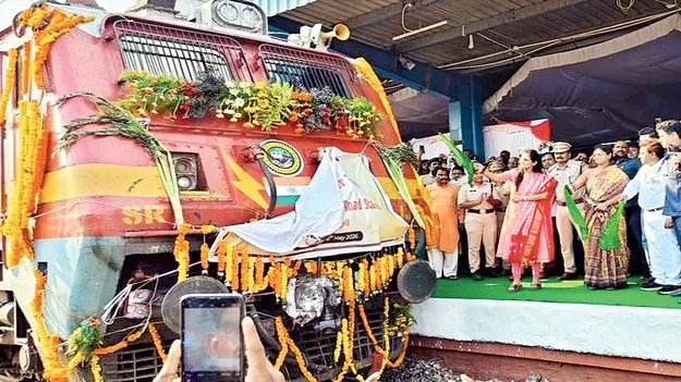 విమానాశ్రయంలా నంద్యాల రైల్వే స్టేషన్‌ 