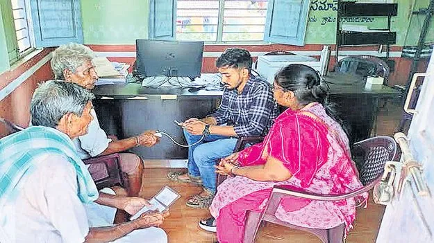 అర్హులందరికీ పెట్టుబడి సాయం