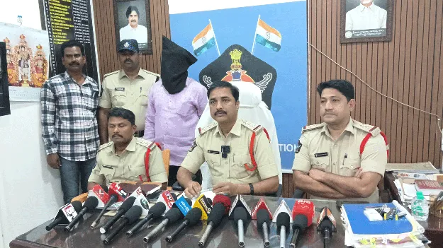 గుట్కా, కూల్‌లిప్స్‌ విక్రేత అరెస్ట్‌