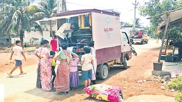 మద్యం షాపులకు స్వచ్ఛ రథాలు