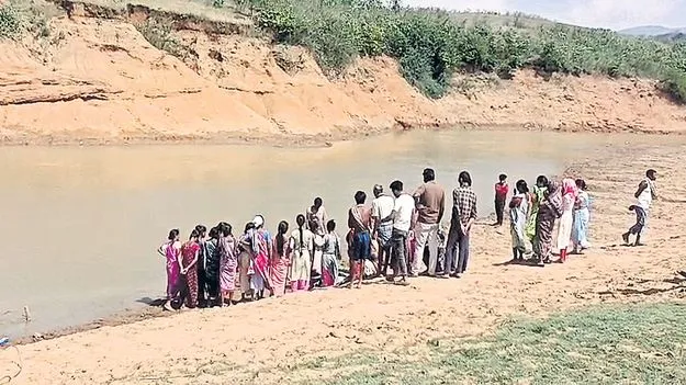 పన్నేడలో విషాదఛాయలు