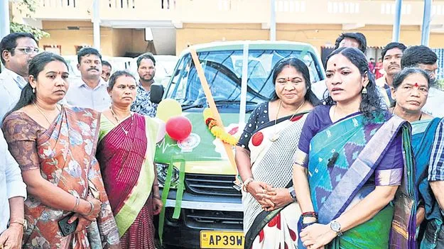 మెరుగ్గా తల్లీబిడ్డ ఎక్స్‌ప్రెస్‌ సేవలు
