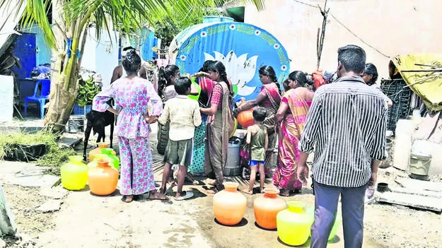 WATER: రాయలచెరువులో నీటిఎద్దడి