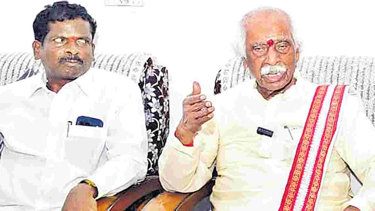 రెండున్నరేళ్లుగా ప్రకటనలు తప్ప పనుల్లేవ్‌