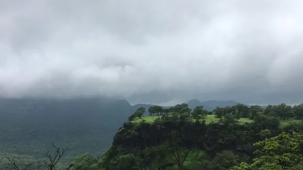 రుతుపవనాల మంద గమనం