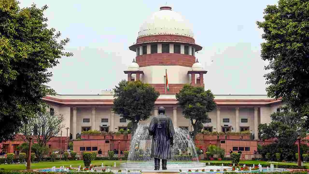 ఆచారాలపై తీర్పులివ్వలేం