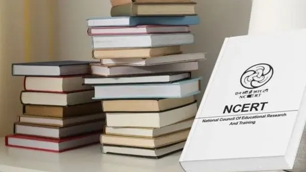 ఎన్‌సీఈఆర్‌టీ కరికులం కమిటీలో ముగ్గురు సభ్యులపై వేటు