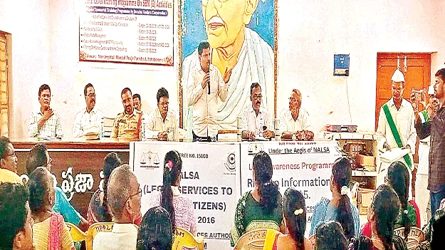 తల్లిదండ్రుల పోషణను విస్మరించరాదు 