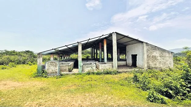 నిరుపయోగంగా సంపద కేంద్రాలు