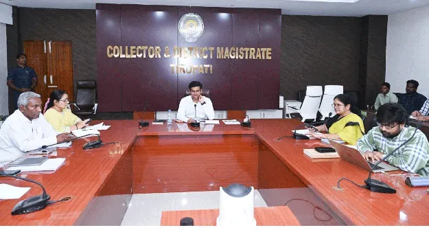 తమిళ జాలర్ల నియంత్రణకు  నాలుగు గస్తీ బోట్లు 