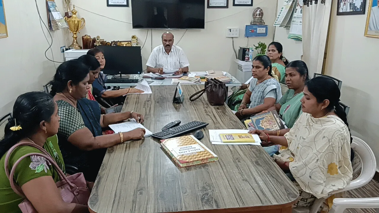 కేజీబీవీల్లో భద్రత ప్రమాణాలు పాటించాలి