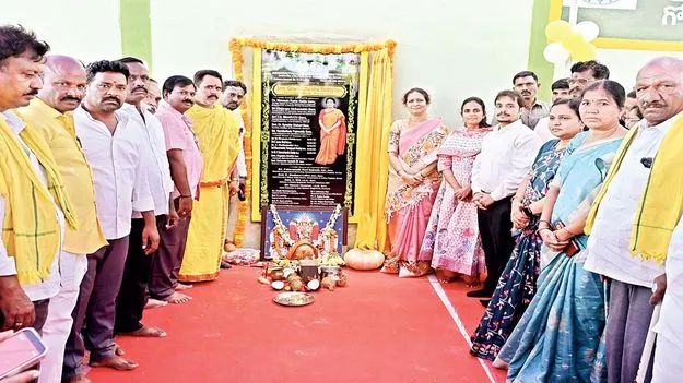 రైతు బజార్లలో అన్నదాతలకు తొలి ప్రాధాన్యం