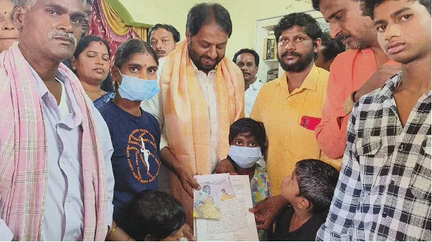 బాలుడి ప్రాణాలు కాపాడిన సీఎంఆర్‌ఎఫ్‌