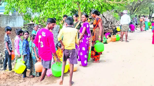 WATER: తాగునీటి ఎద్దడి 