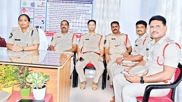 ‘ఎల్‌హెచ్‌ఎంఎస్‌’ను సద్వినియోగించుకోండి 